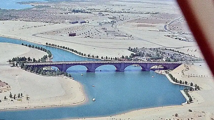 Aerial view of London Bridge over Lake Havasu in 1973