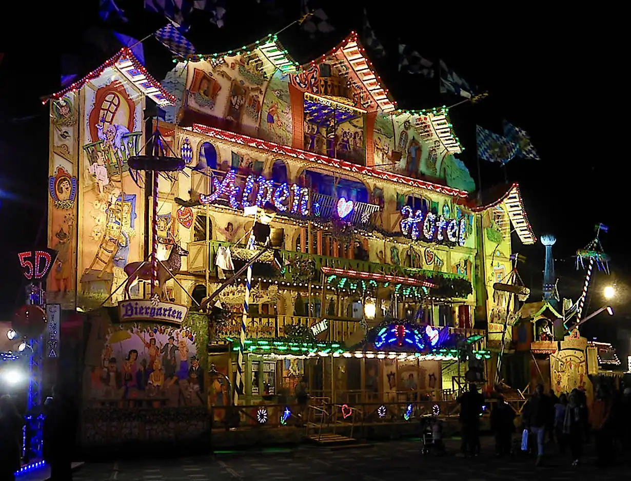 Alpen Hotel fairground ride