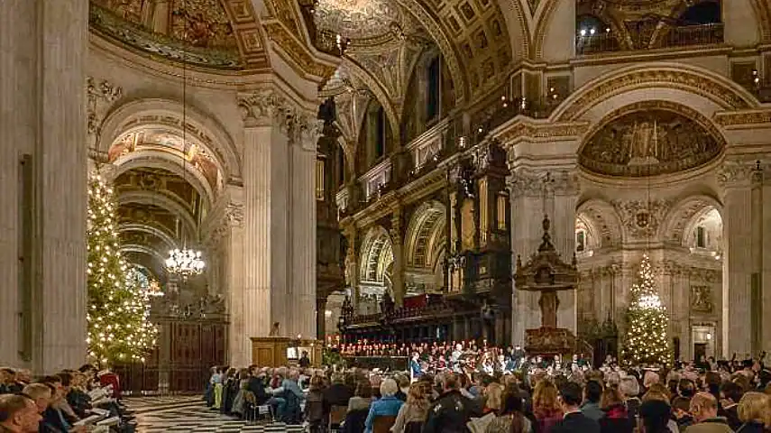 Christmas mass inside St. Paul's Cathedral