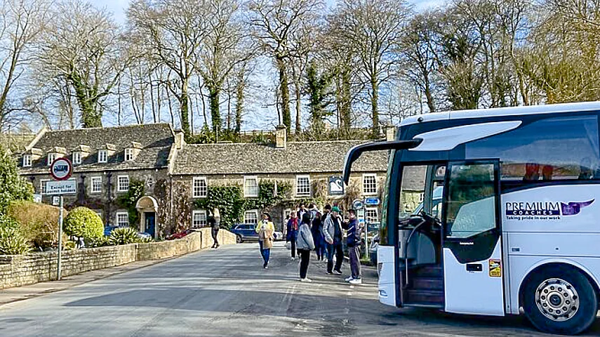 On the Cotswolds coach tour