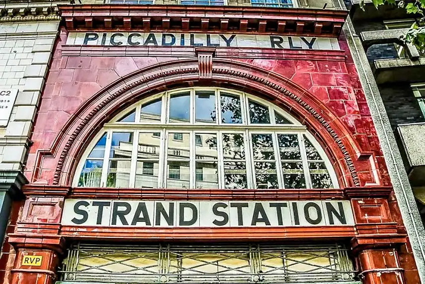 Disused London Underground station