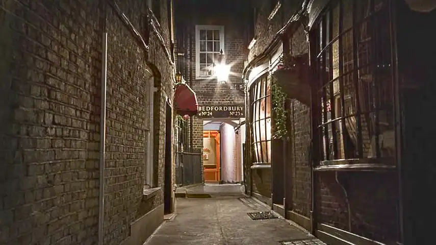 The atmospheric backstreets of the East End