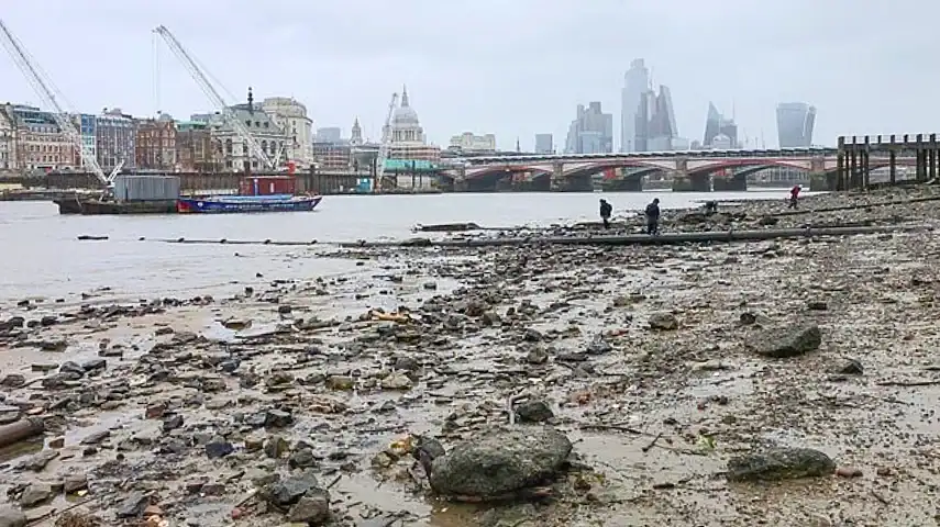 Mudlarking with St. Paul's Cathedral in the background