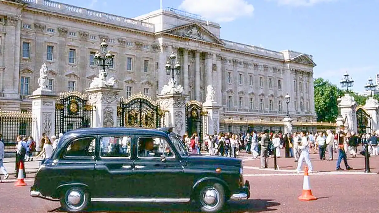 Black Taxi Tour - Private sightseeing tour in a London cab