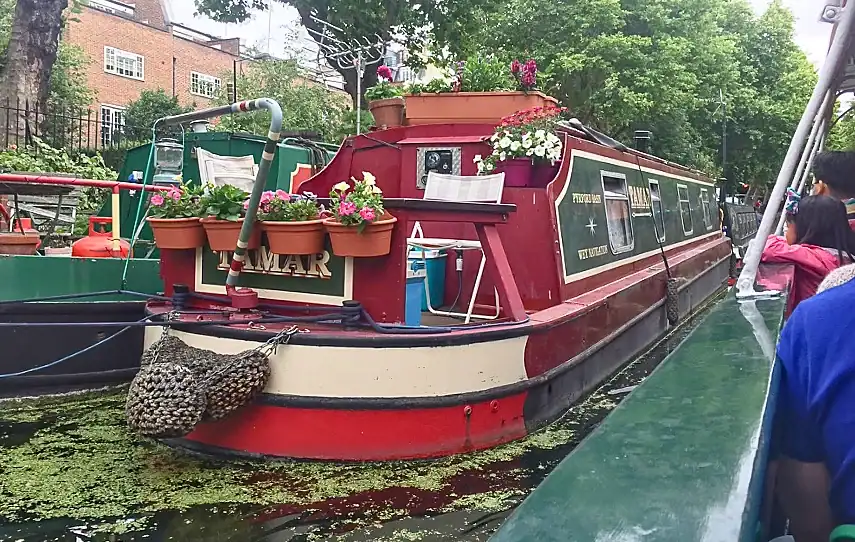 Passing a canal boat in Little Venice