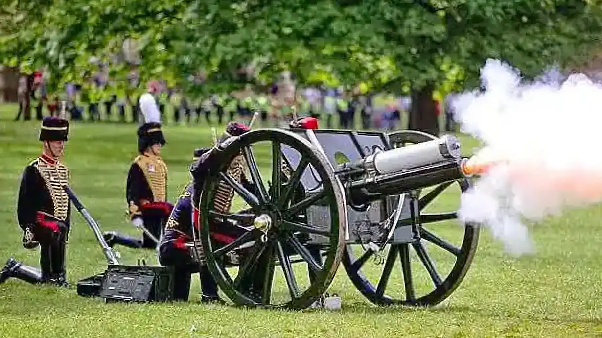 Gun salutes in the Royal Parks & Tower of London