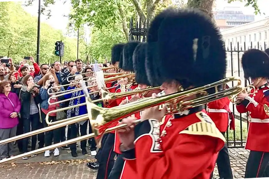 Soldiers marching to the Mall from St. James's Palace