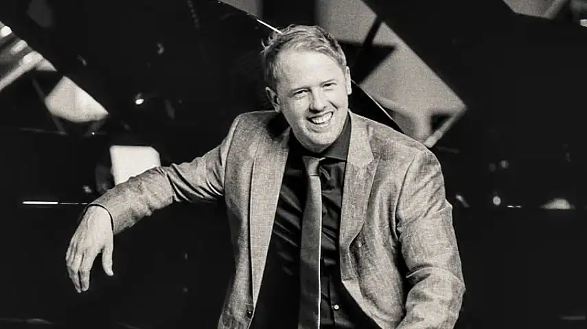 Concert pianist Warren Mailley-Smith