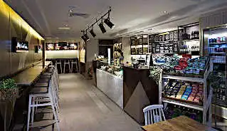 Hub by Premier Inn Covent Garden Hotel restaurant