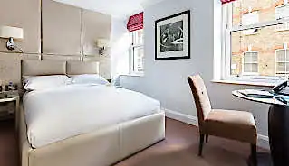 Radisson Blu Edwardian Mercer Street Hotel bedroom
